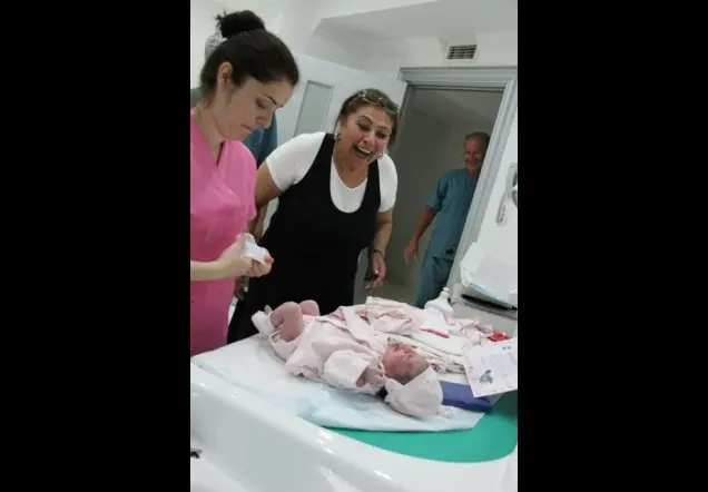 ADA DOKEL'in Web Sayfası – doğum hikayesi fotoğrafı 15/63 · Songül Turgut, İzmir