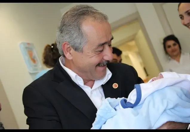 ALİ NEJAT KABAR'ın Web Sayfası – doğum hikayesi fotoğrafı 31/73 · Songül Turgut, İzmir