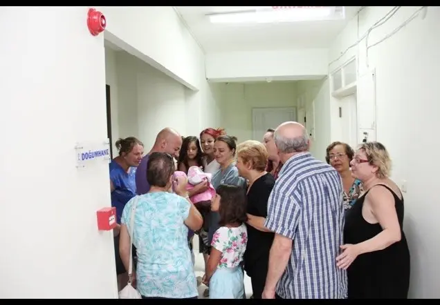 BALCA ÖZDAMARLAR'ın Web Sayfası – doğum hikayesi fotoğrafı 34/63 · Songül Turgut, İzmir