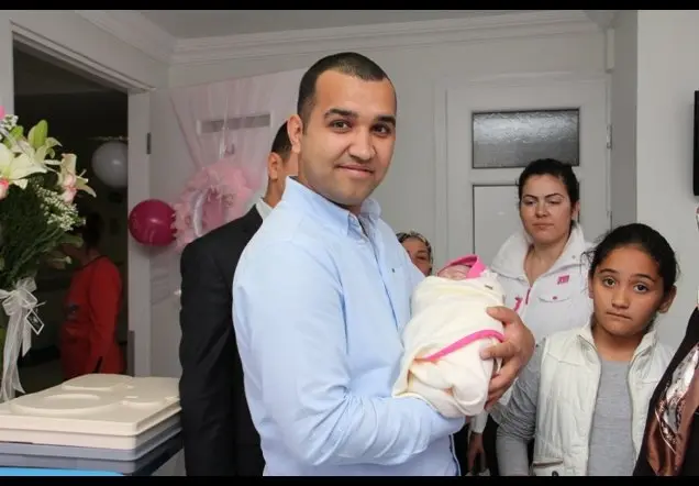 BEREN AYAZ 'ın Web Sayfası – doğum hikayesi fotoğrafı 52/80 · Songül Turgut, İzmir