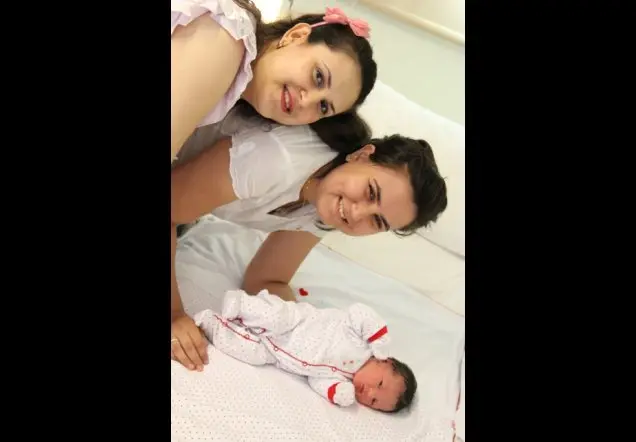 BEREN KÖSEOĞLU'nun Web Sayfası – doğum hikayesi fotoğrafı 26/44 · Songül Turgut, İzmir
