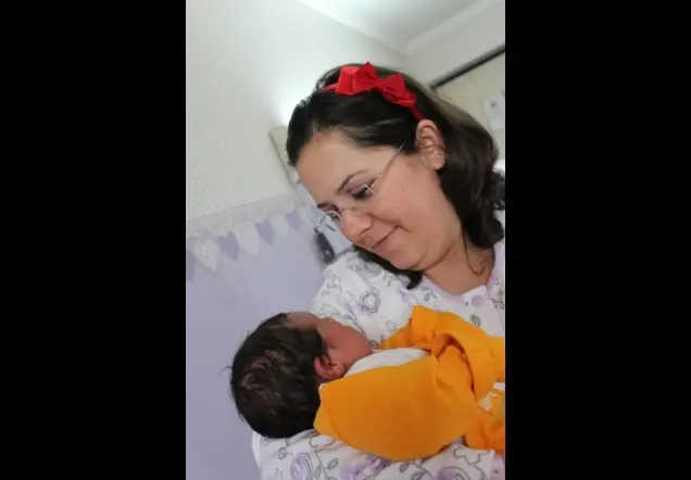 Beril Budak – doğum hikayesi fotoğrafı 28/54 · Songül Turgut, İzmir
