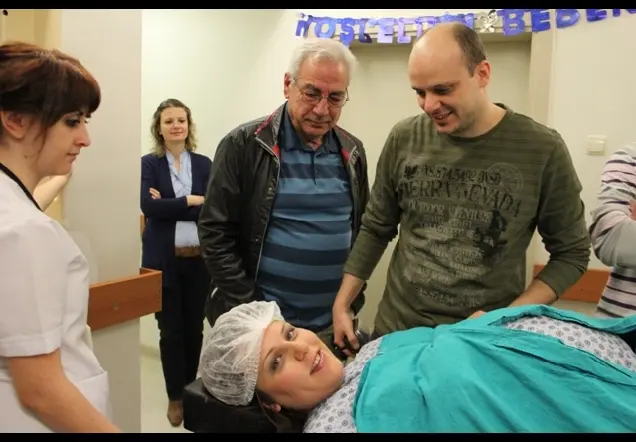 Berk Osmanlı – doğum hikayesi fotoğrafı 8/54 · Songül Turgut, İzmir