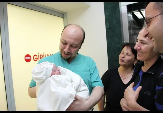 DEFNE ÇATALAHMETOĞLU'nun Web Sayfası – doğum hikayesi fotoğrafı 29/69 · Songül Turgut, İzmir