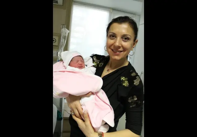DERİN ÇAVDAR'ın Web Sayfası – doğum hikayesi fotoğrafı 36/53 · Songül Turgut, İzmir