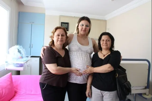 EFE ZENGİN'in Web Sayfası – doğum hikayesi fotoğrafı 2/28 · Songül Turgut, İzmir