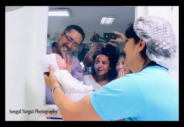 Doğum Fotoğrafları Galerisi 5 – galeri fotoğrafı 45/70 · Songül Turgut, İzmir