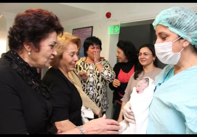 GÜNCE ARYA EYÜBOĞLU – doğum hikayesi fotoğrafı 19/71 · Songül Turgut, İzmir