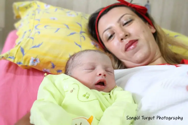 İKLİM KEÇECİLER'in Web Sayfası – doğum hikayesi fotoğrafı 51/52 · Songül Turgut, İzmir