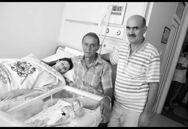 İSMAİL HARUN'UN Web Sayfası – doğum hikayesi fotoğrafı 22/32 · Songül Turgut, İzmir