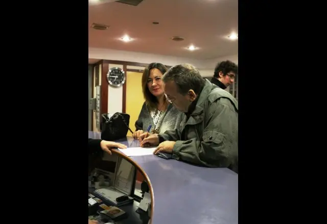 Meleknur Aksel galerisi kapak fotoğrafı