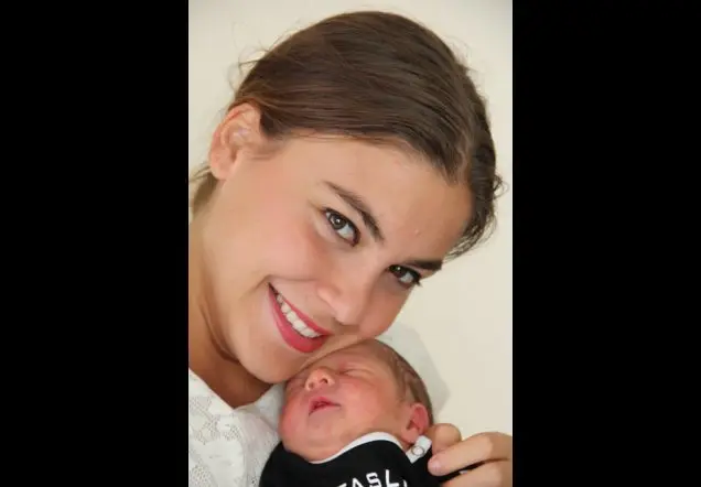 NİHAT EFE ÖZKAN'ın Web Sayfası – doğum hikayesi fotoğrafı 49/70 · Songül Turgut, İzmir
