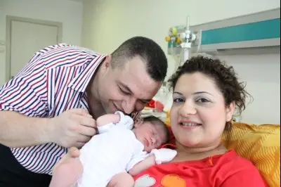 Tunç Celep'in Web Sayfası – doğum hikayesi fotoğrafı 29/32 · Songül Turgut, İzmir