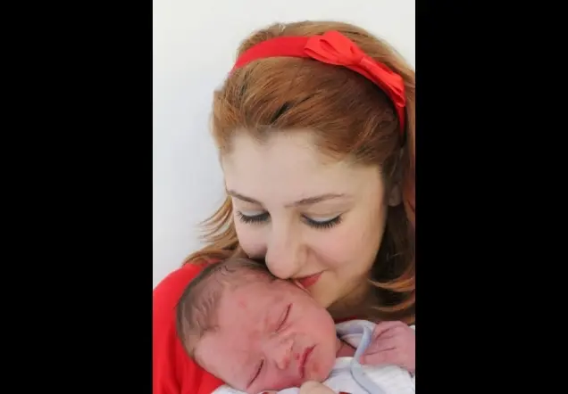 URAS ŞENGÜL'ün Web Sayfası – doğum hikayesi fotoğrafı 40/59 · Songül Turgut, İzmir