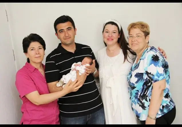 YAMAN KARADAĞ'ın Web Sayfası – doğum hikayesi fotoğrafı 61/72 · Songül Turgut, İzmir